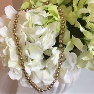 🎀 18" Gold pearl necklace